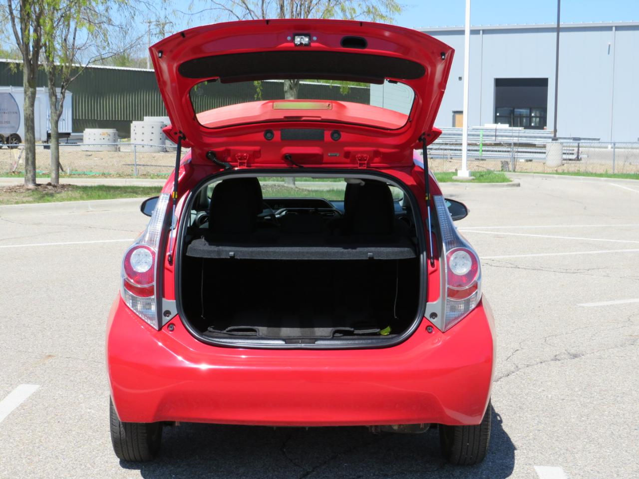 Toyota Prius c One 2013