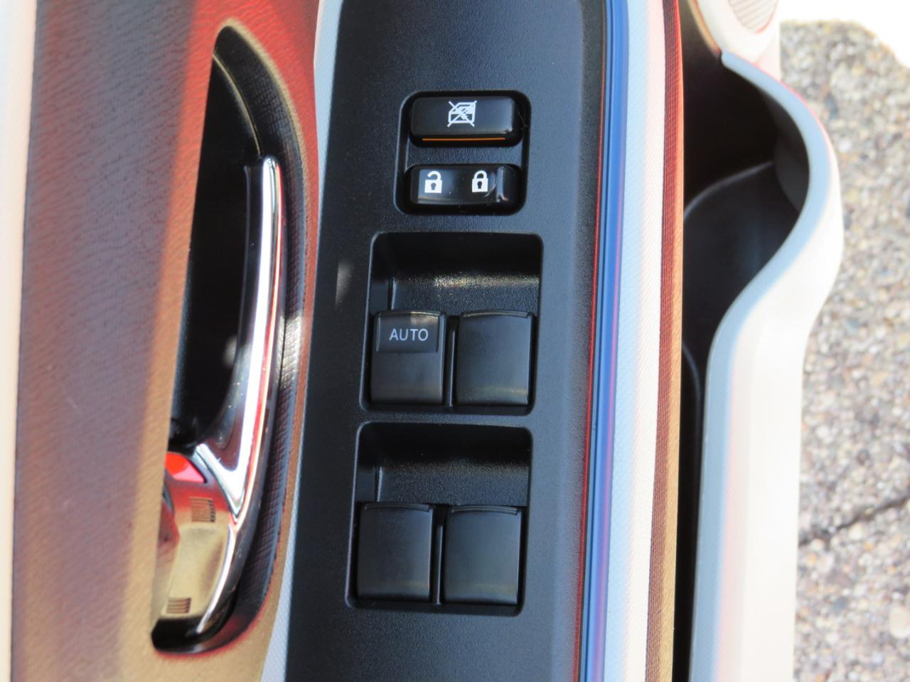 Toyota Prius c One 2013