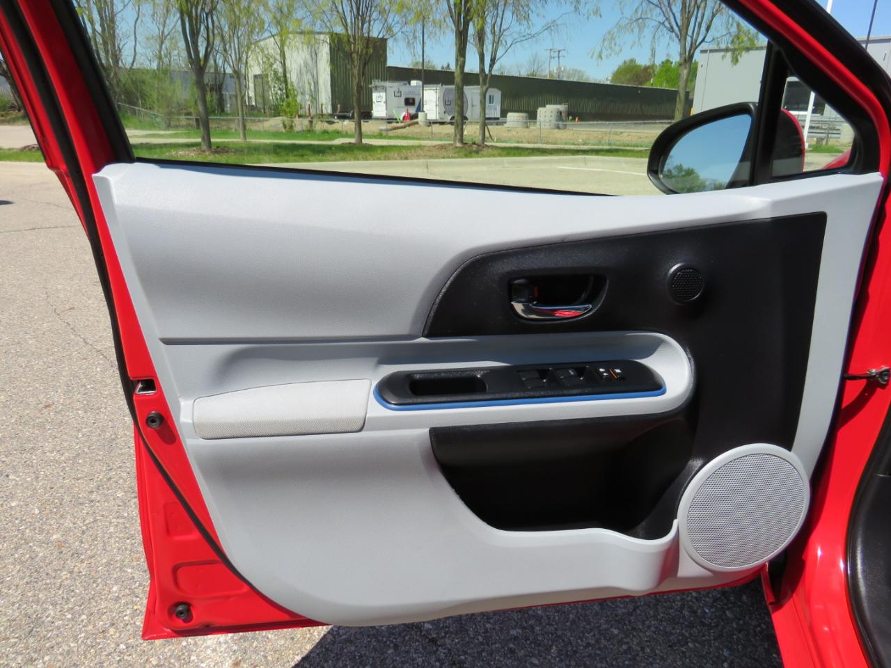 Toyota Prius c One 2013