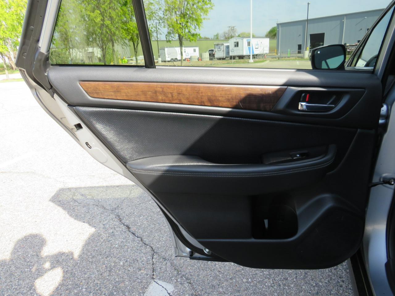 Subaru Outback 3.6R Limited 2015
