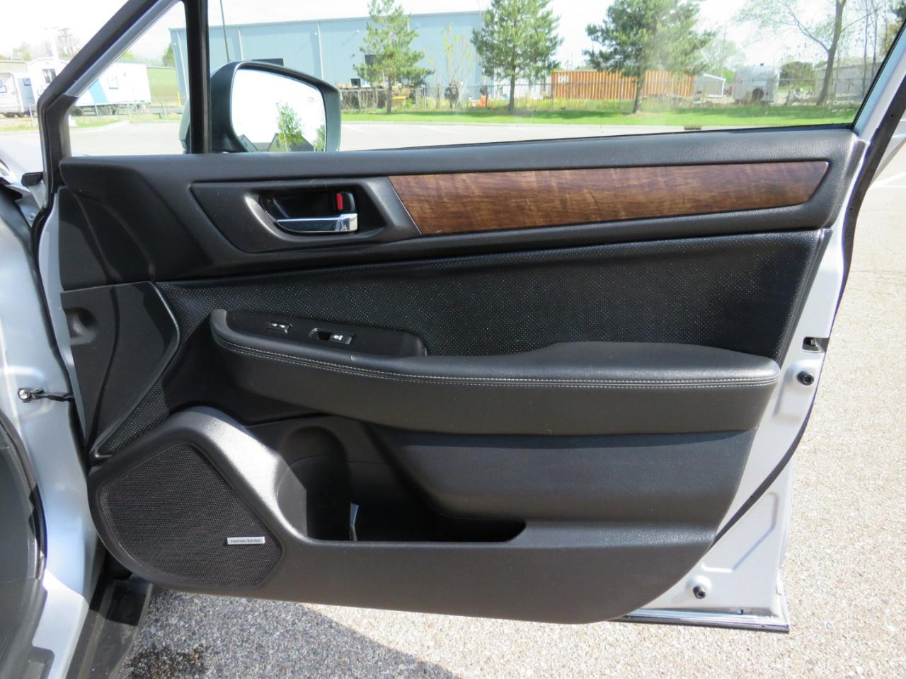 Subaru Outback 3.6R Limited 2015