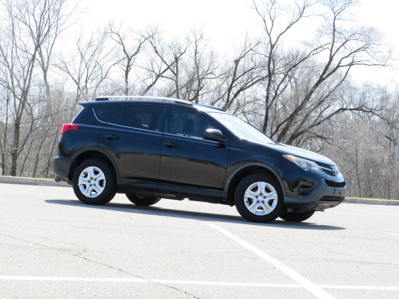Toyota RAV4 LE AWD 2014