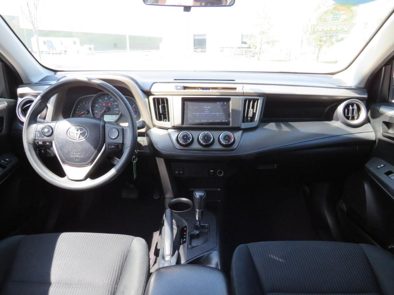 Toyota RAV4 LE AWD 2014