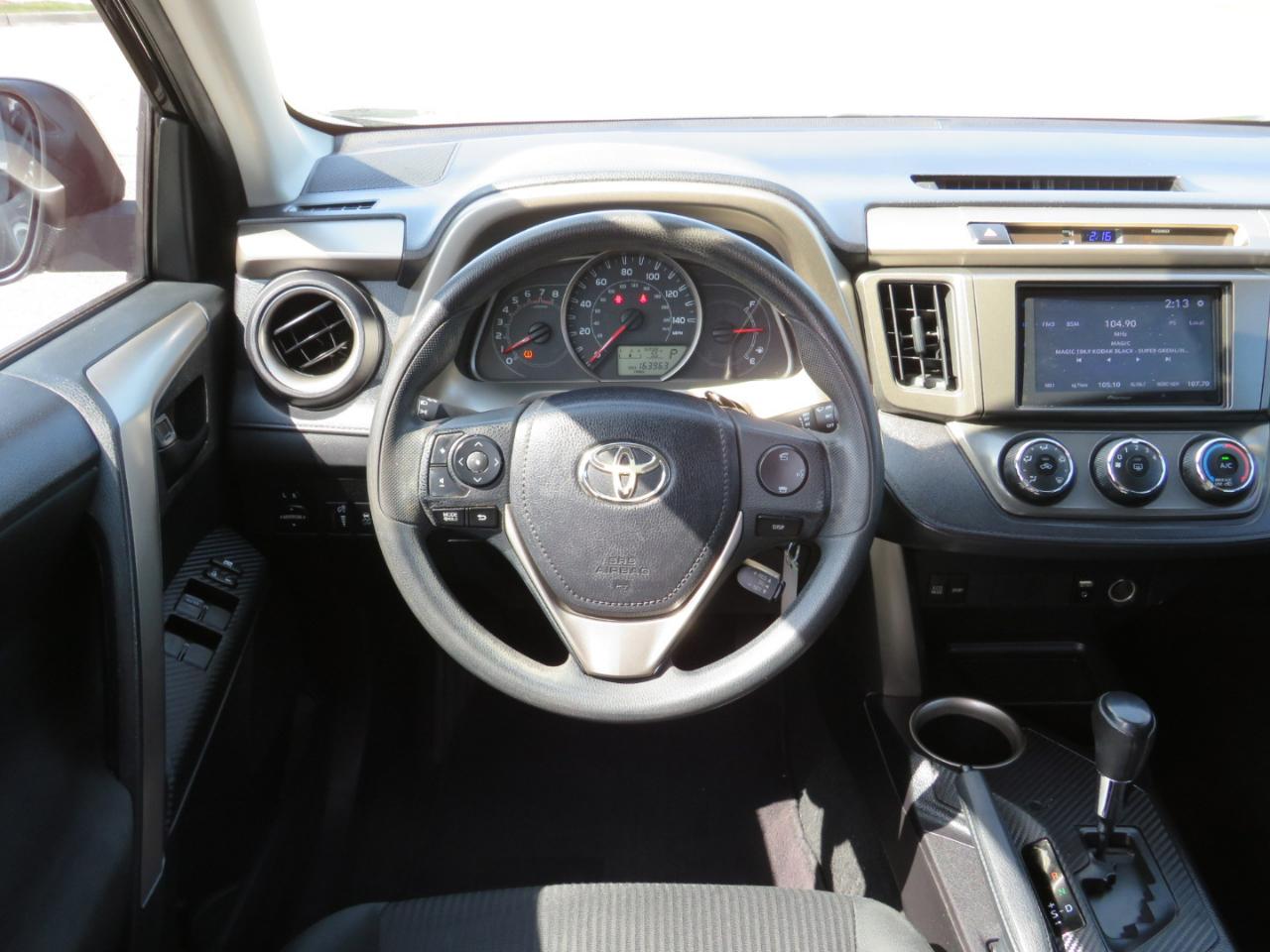 Toyota RAV4 LE AWD 2014