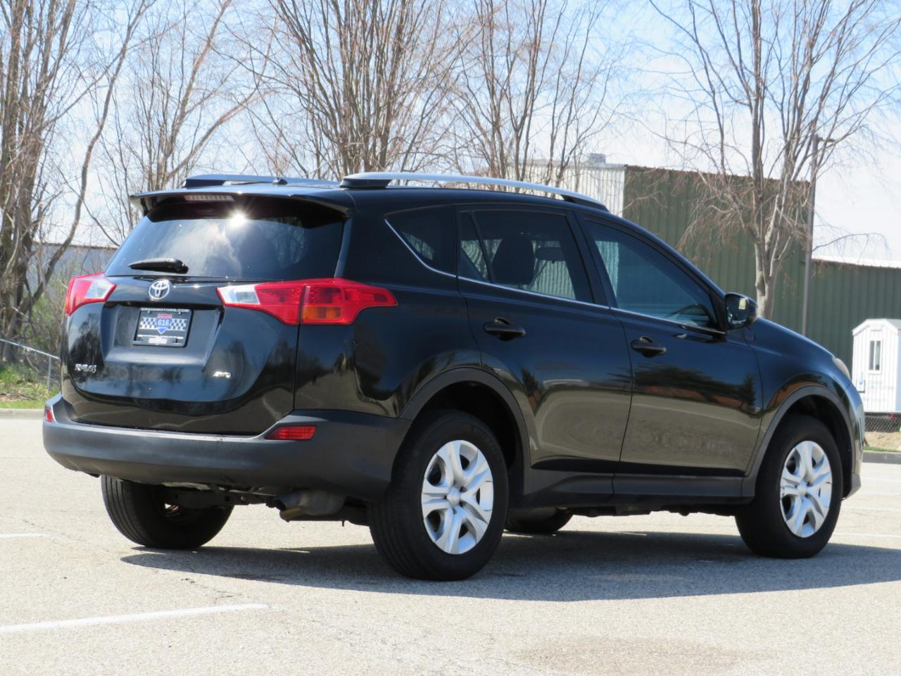 Toyota RAV4 LE AWD 2014