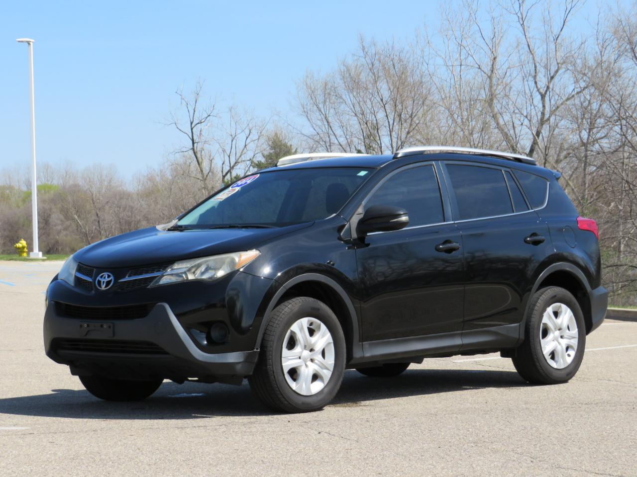 Toyota RAV4 LE AWD 2014