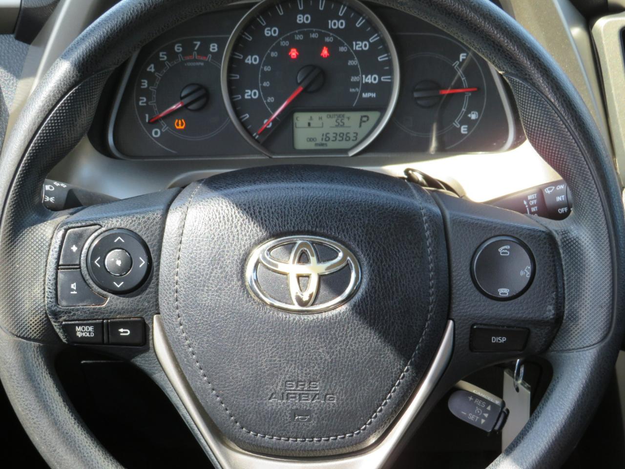 Toyota RAV4 LE AWD 2014