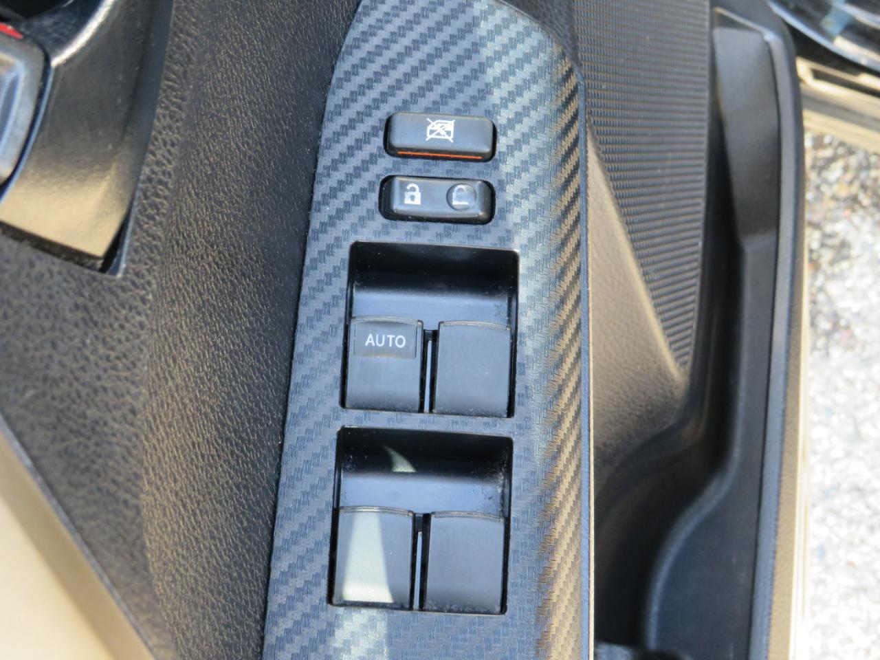 Toyota RAV4 LE AWD 2014