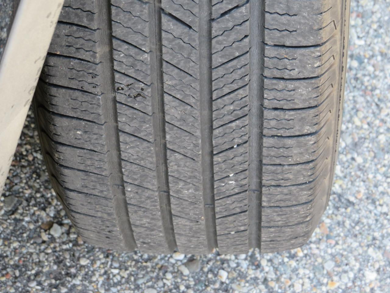 Toyota RAV4 LE AWD 2014