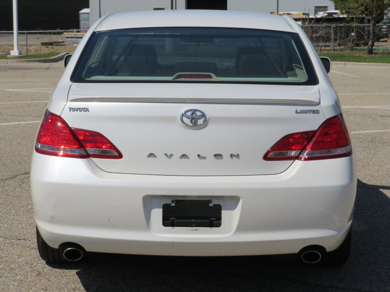 Toyota Avalon Limited 2007