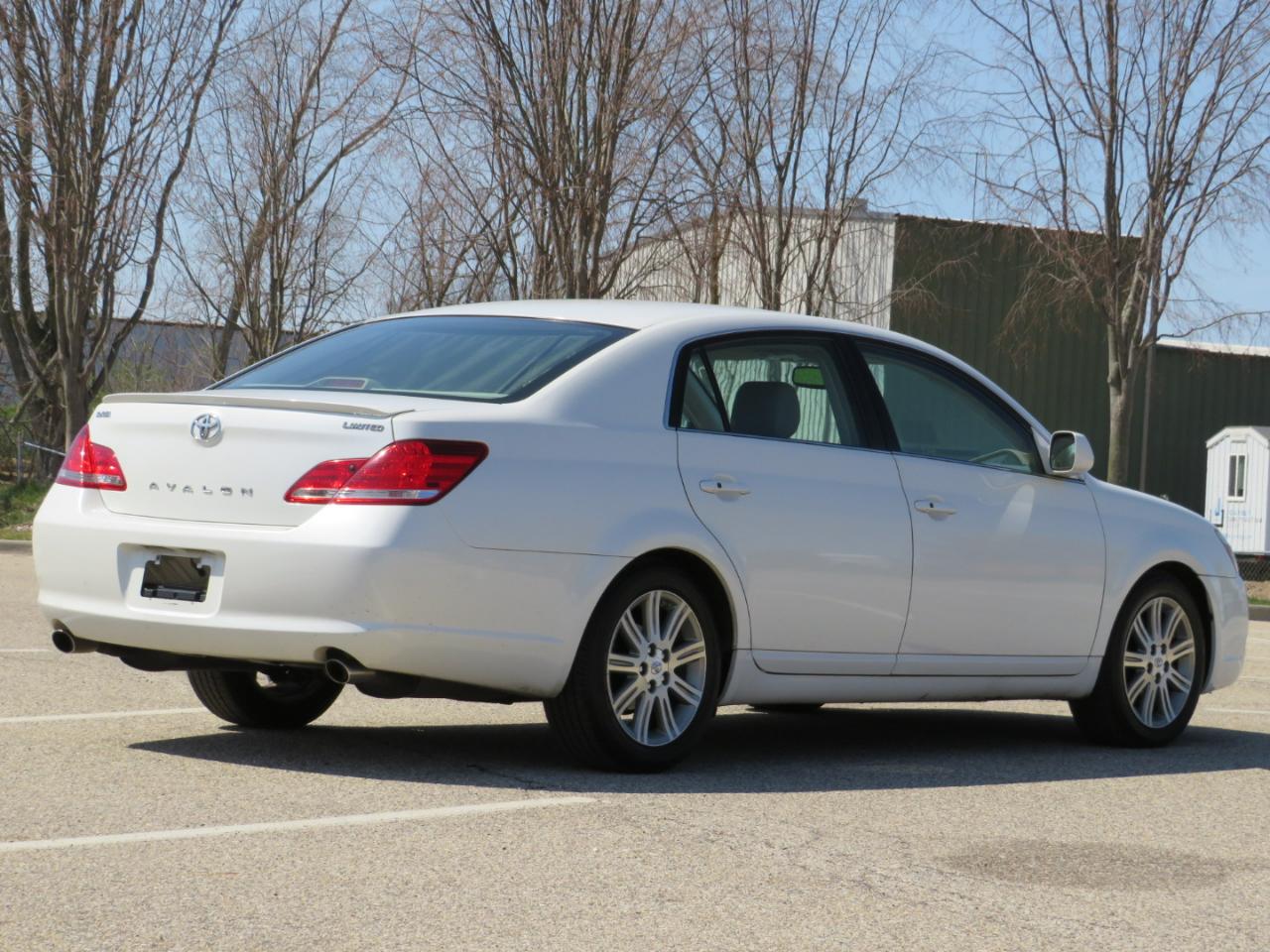 Toyota Avalon Limited 2007