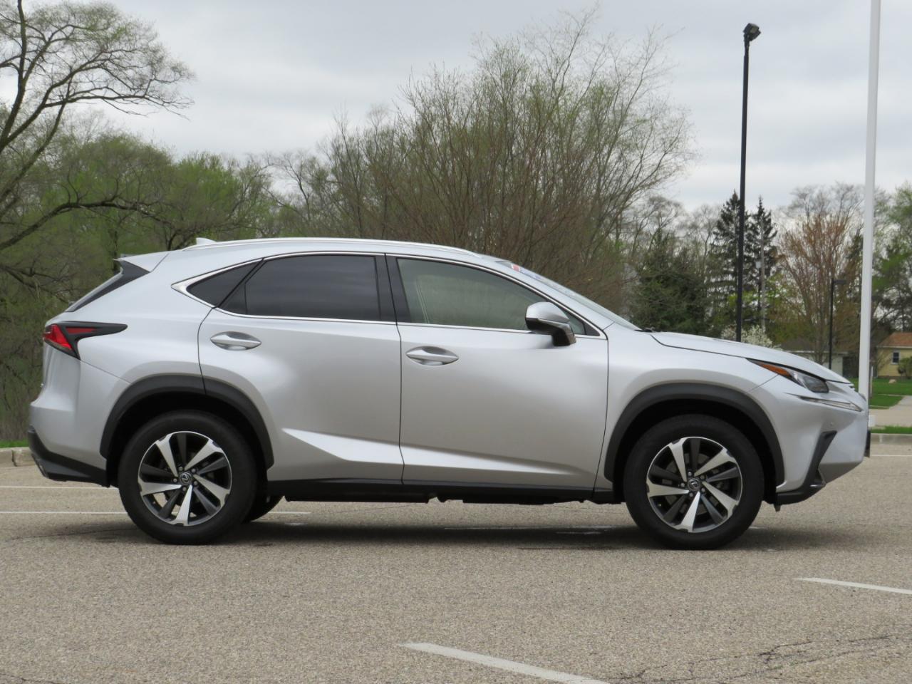 Lexus NX 300 Base 4D SUV AWD 2018