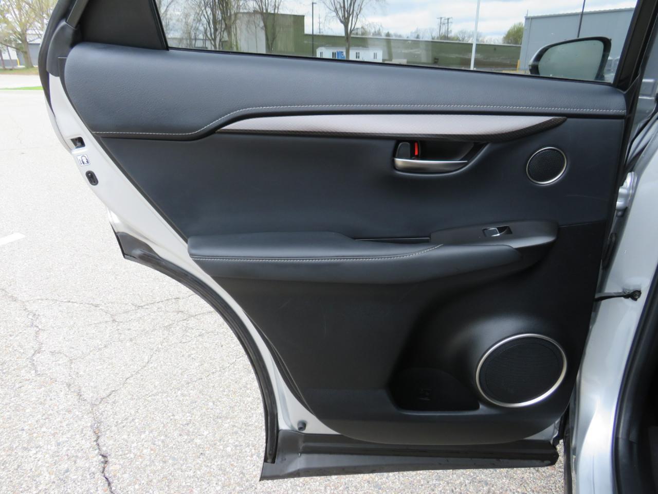 Lexus NX 300 Base 4D SUV AWD 2018