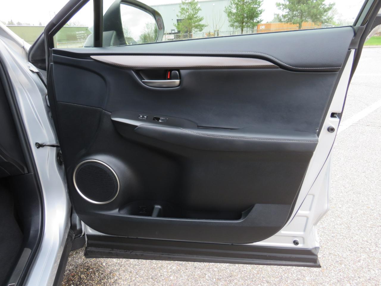 Lexus NX 300 Base 4D SUV AWD 2018