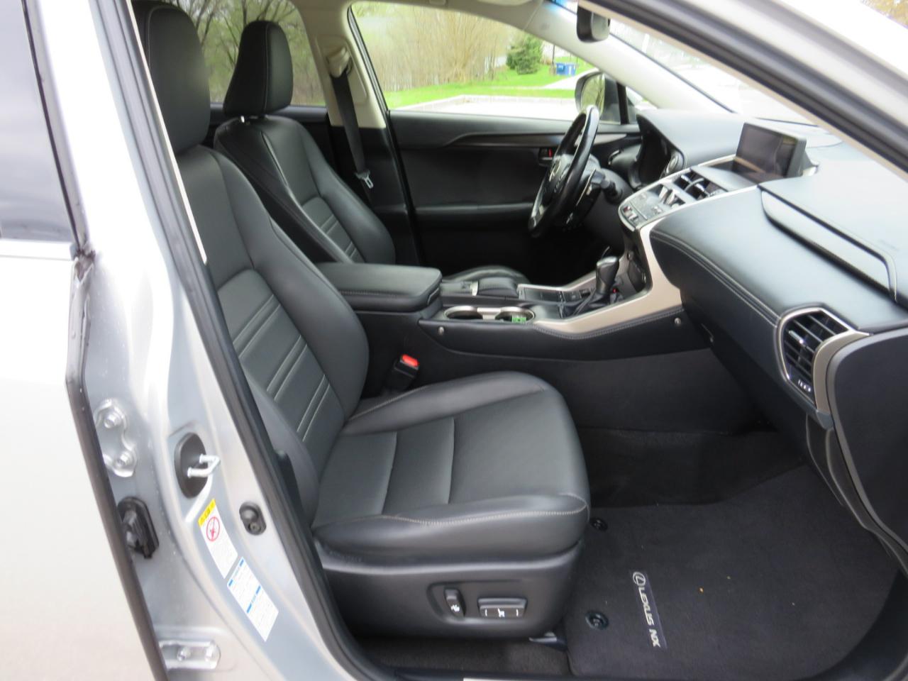 Lexus NX 300 Base 4D SUV AWD 2018