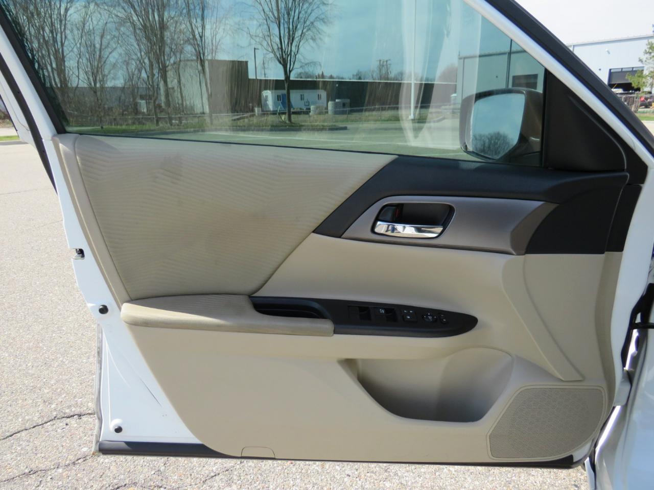 Honda Accord LX Sedan CVT 2014