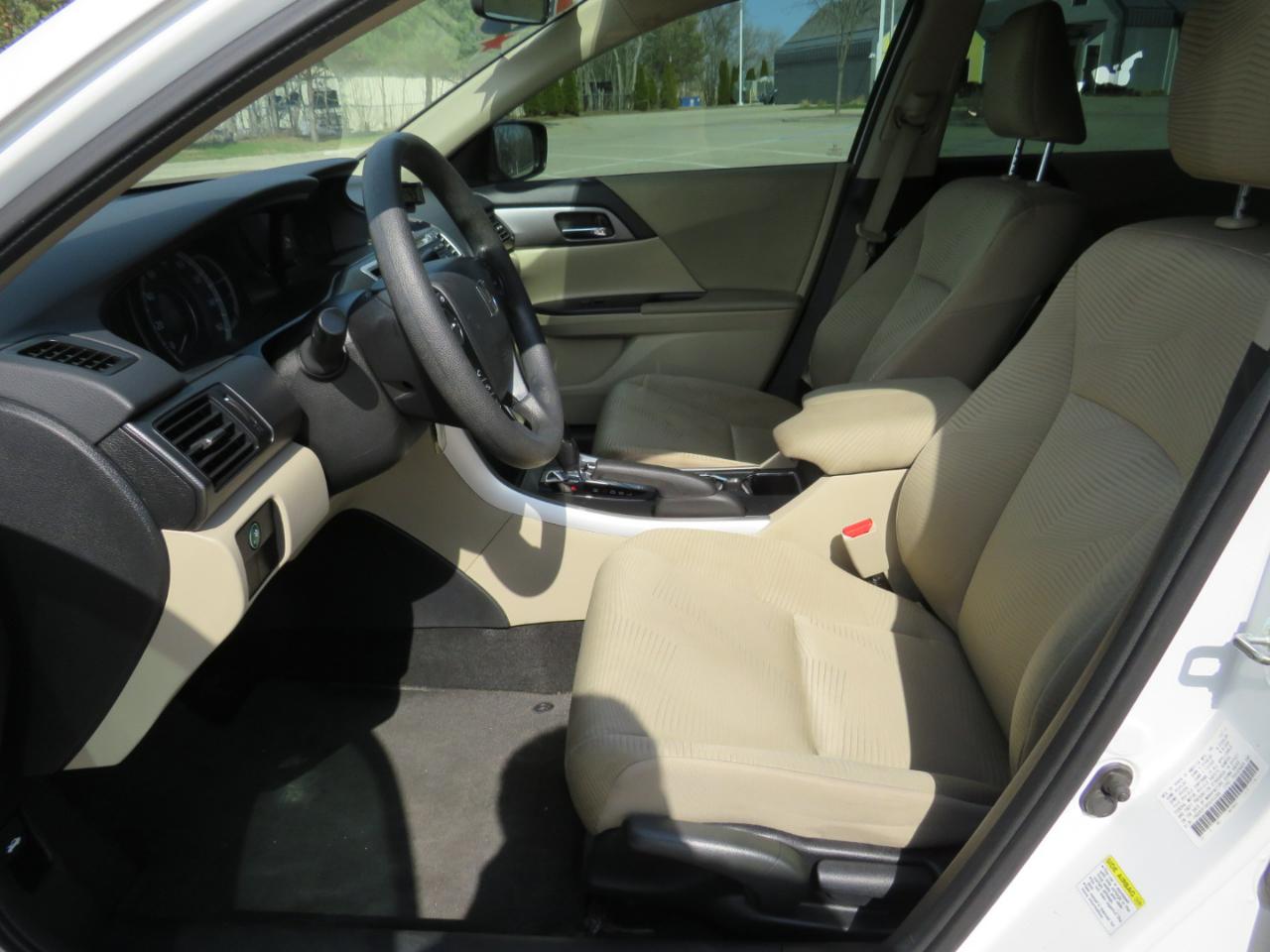 Honda Accord LX Sedan CVT 2014