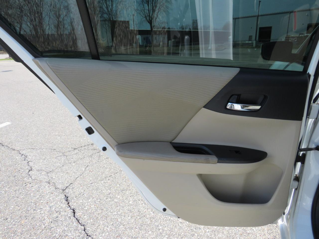 Honda Accord LX Sedan CVT 2014