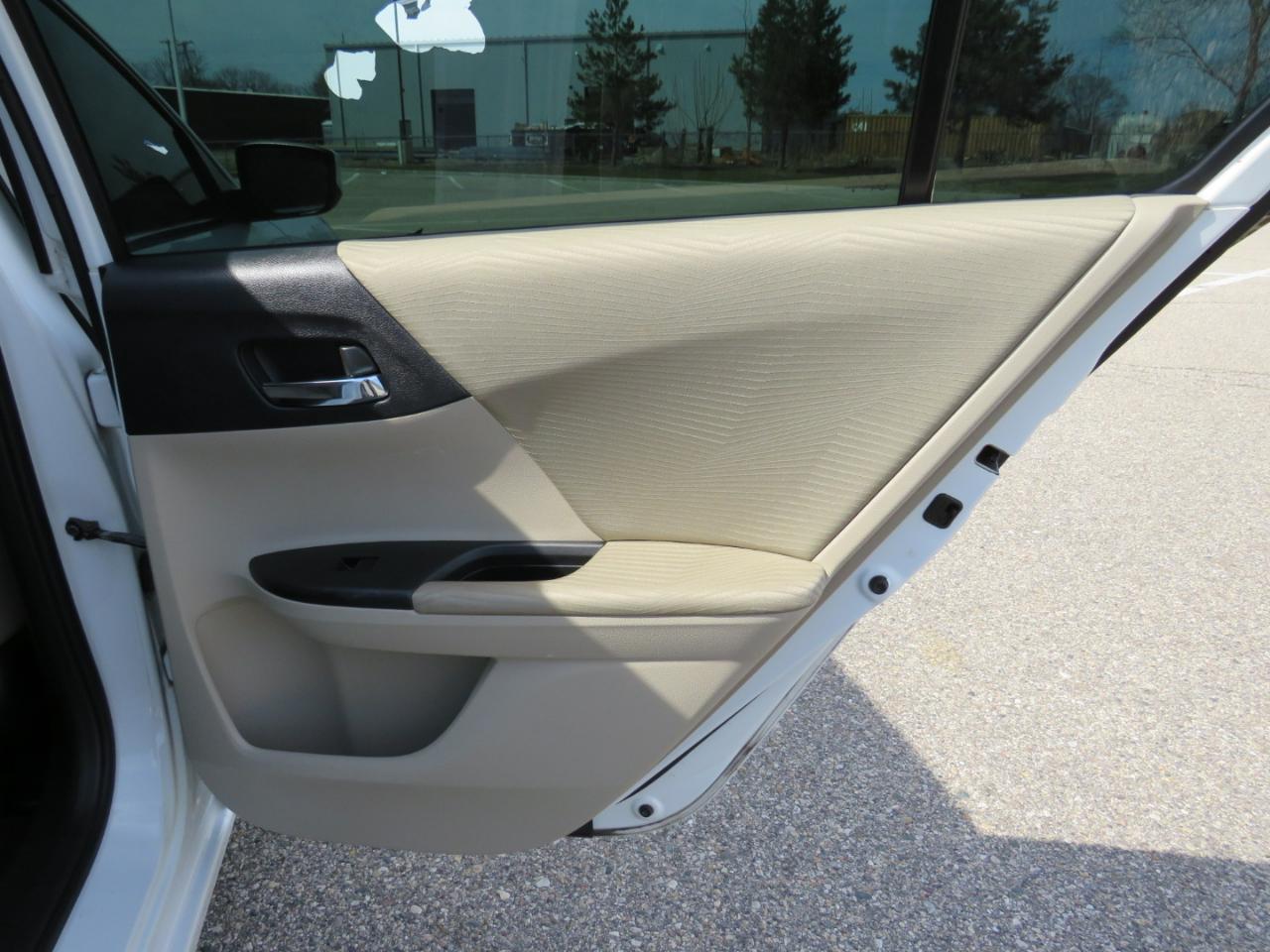 Honda Accord LX Sedan CVT 2014