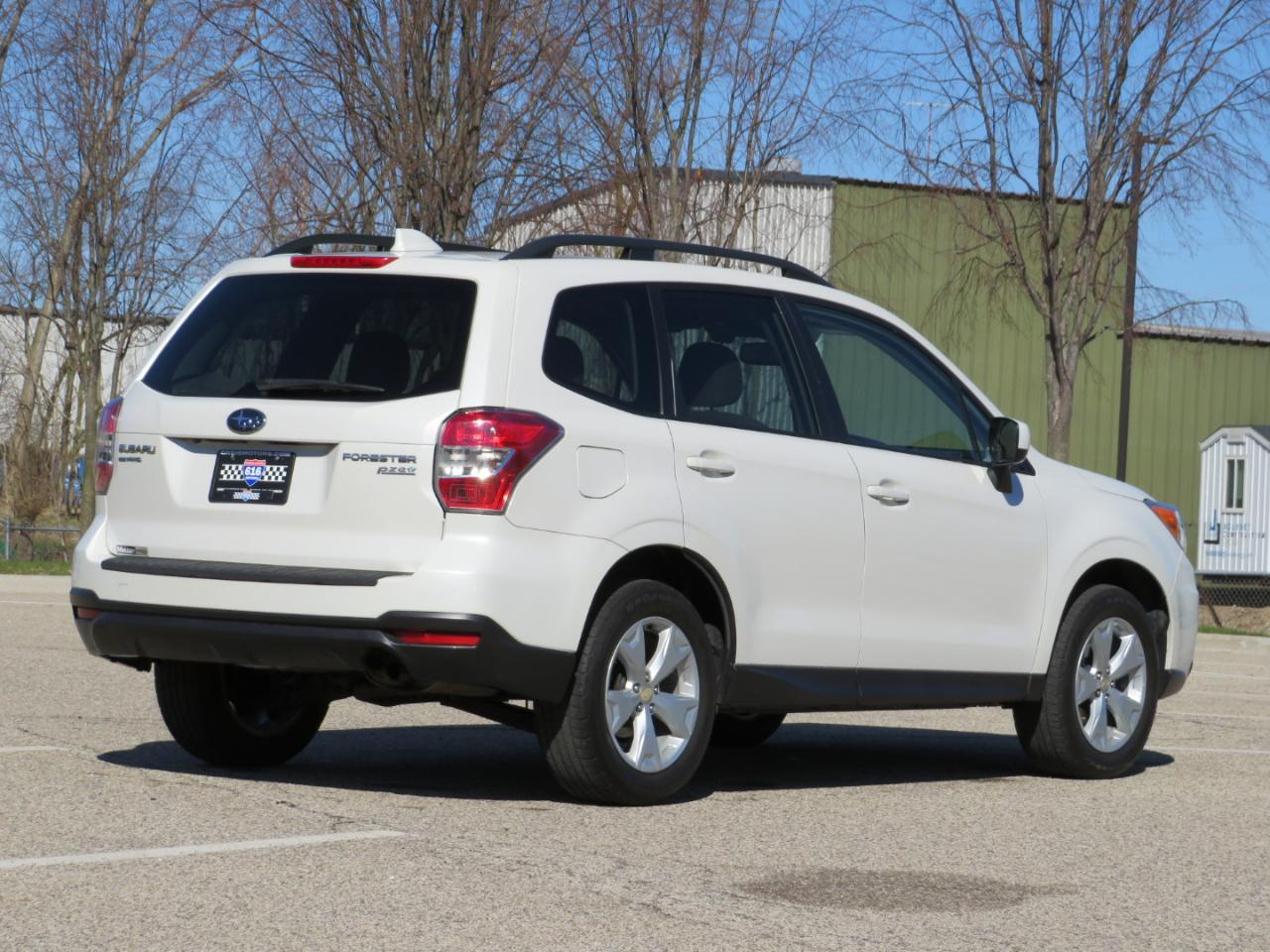 Subaru Forester 2.5i Premium PZEV CVT 2016