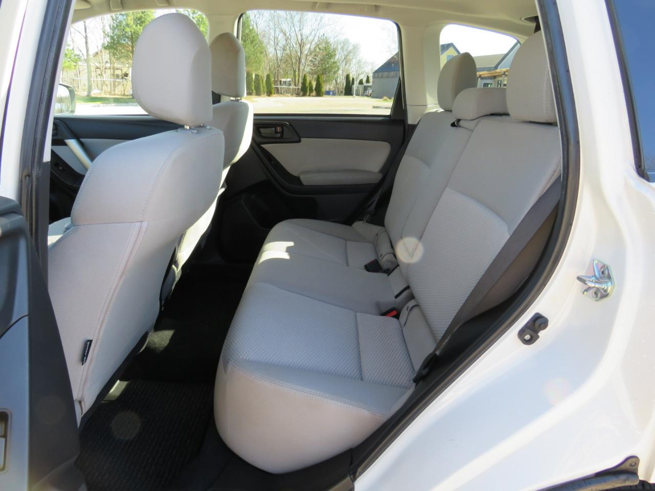 Subaru Forester 2.5i Premium PZEV CVT 2016