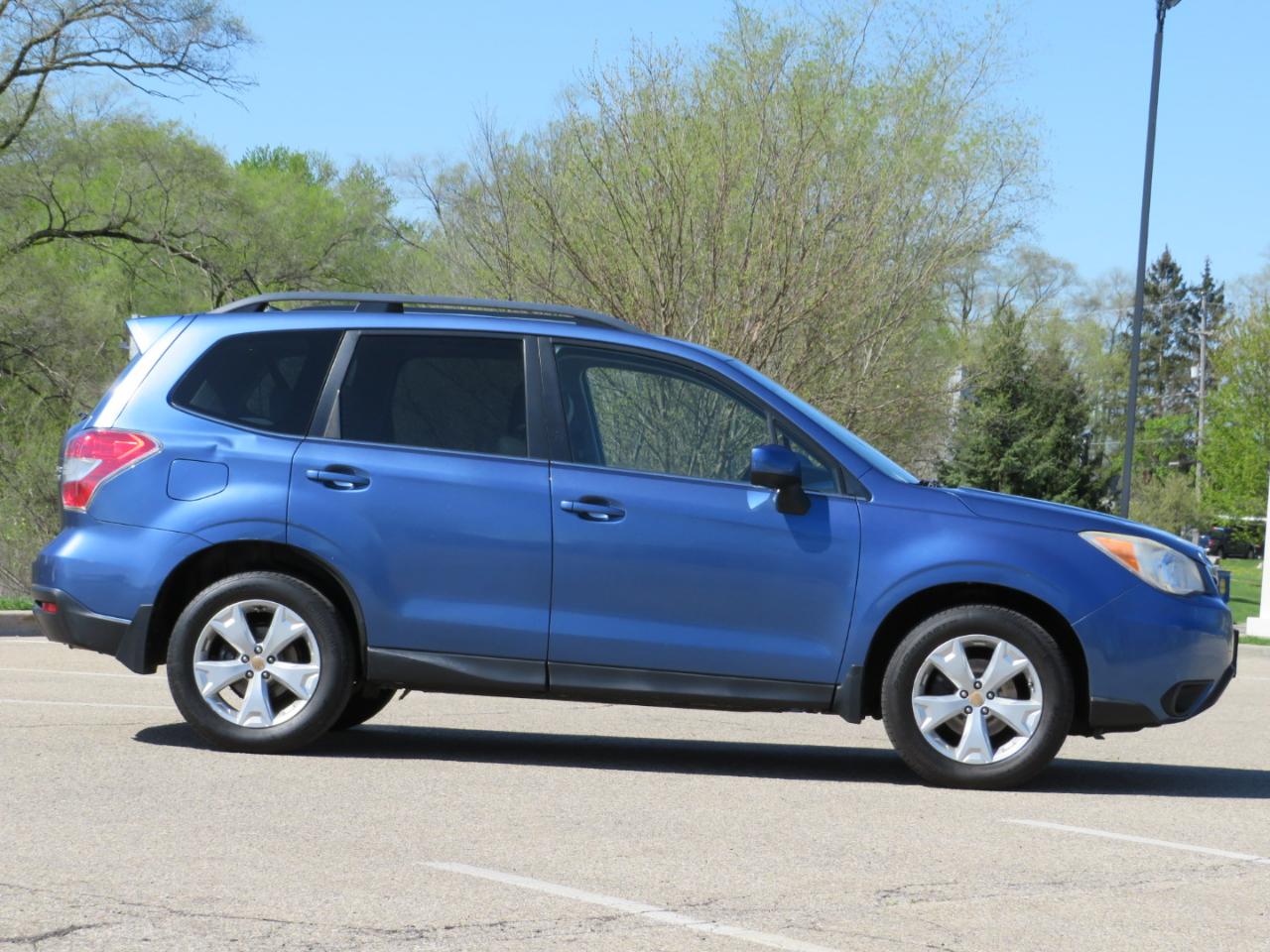 Subaru Forester 2.5i Limited 2015