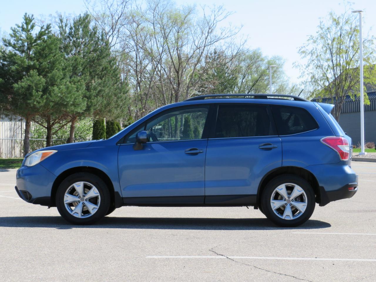 Subaru Forester 2.5i Limited 2015