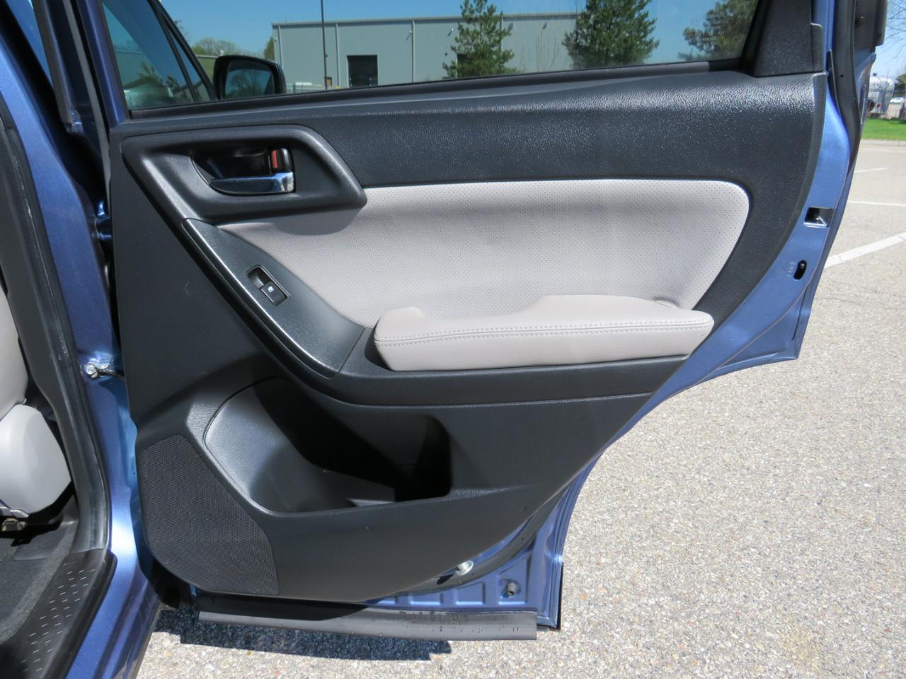 Subaru Forester 2.5i Limited 2015