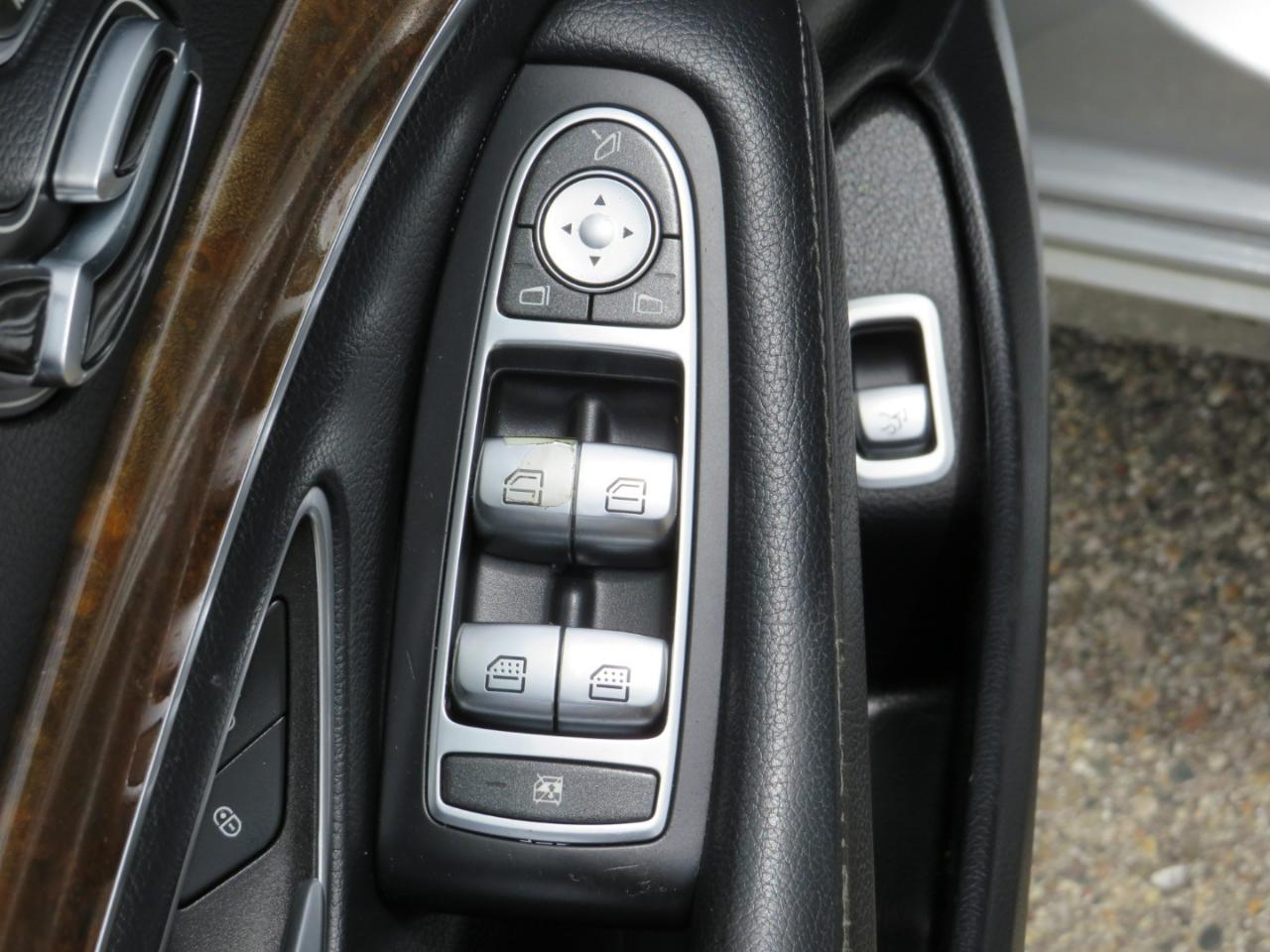 Mercedes-Benz S-Class S550 4MATIC 2015
