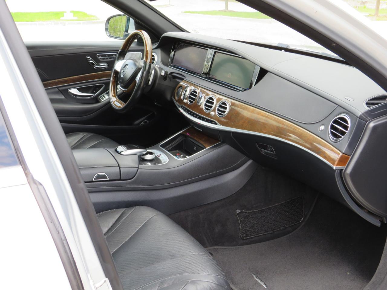 Mercedes-Benz S-Class S550 4MATIC 2015