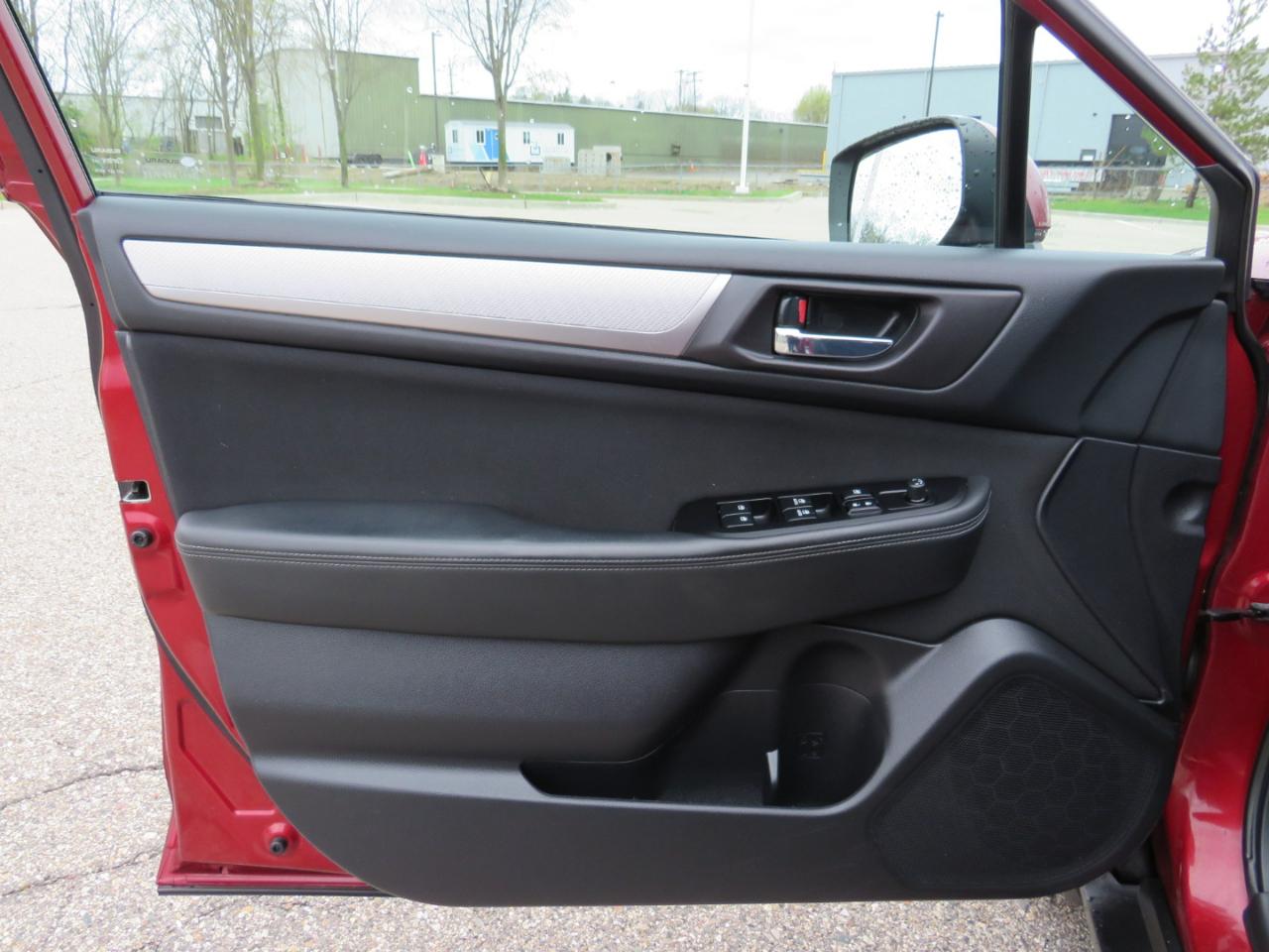 Subaru Outback 2.5i Premium 2015