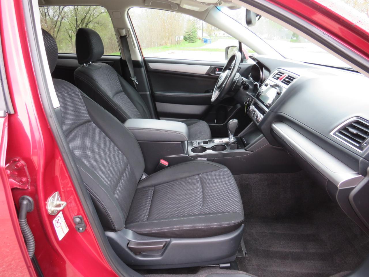 Subaru Outback 2.5i Premium 2015