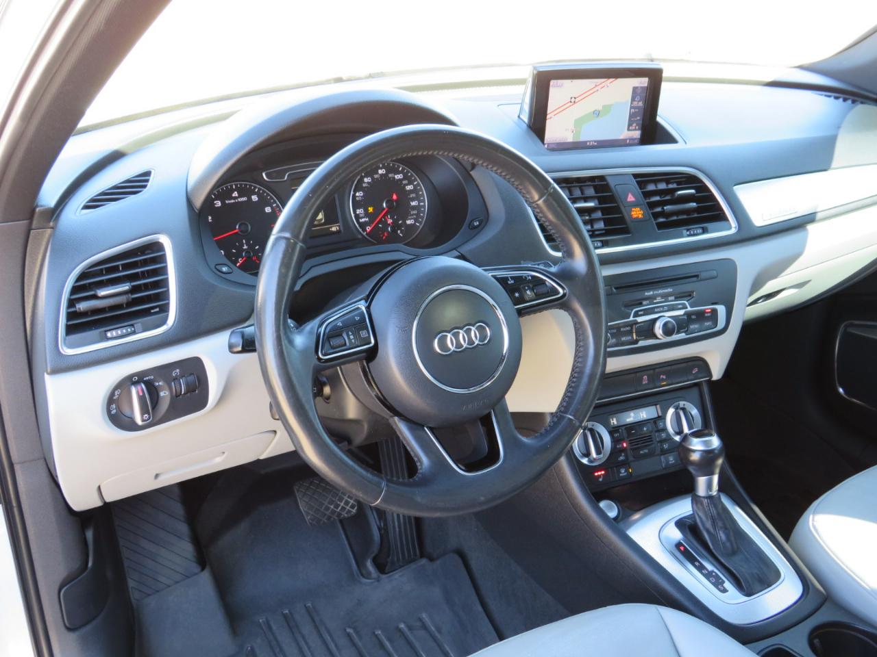 Audi Q3 Prestige quattro 2015