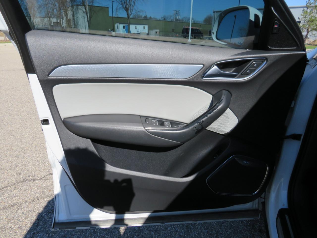 Audi Q3 Prestige quattro 2015