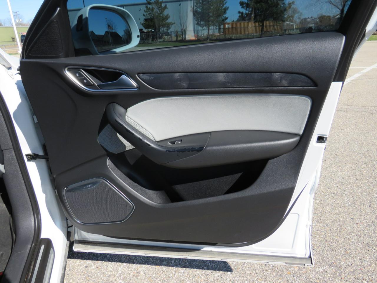 Audi Q3 Prestige quattro 2015