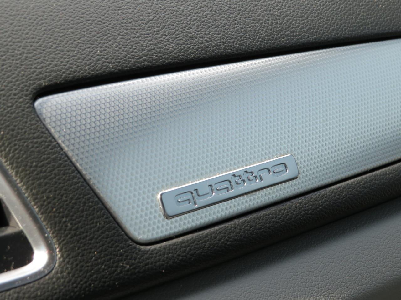 Audi Q3 Prestige quattro 2015