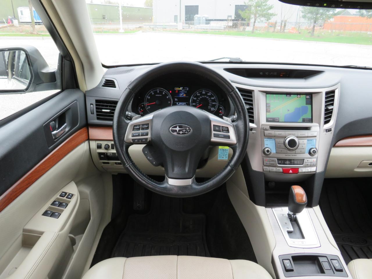 Subaru Outback 3.6R Limited 2014