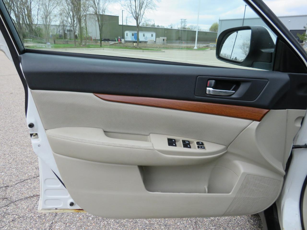 Subaru Outback 3.6R Limited 2014