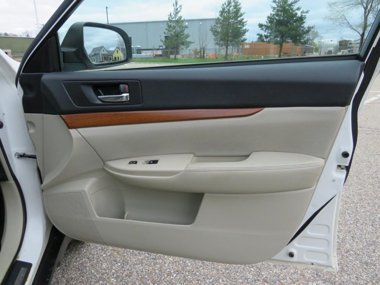 Subaru Outback 3.6R Limited 2014