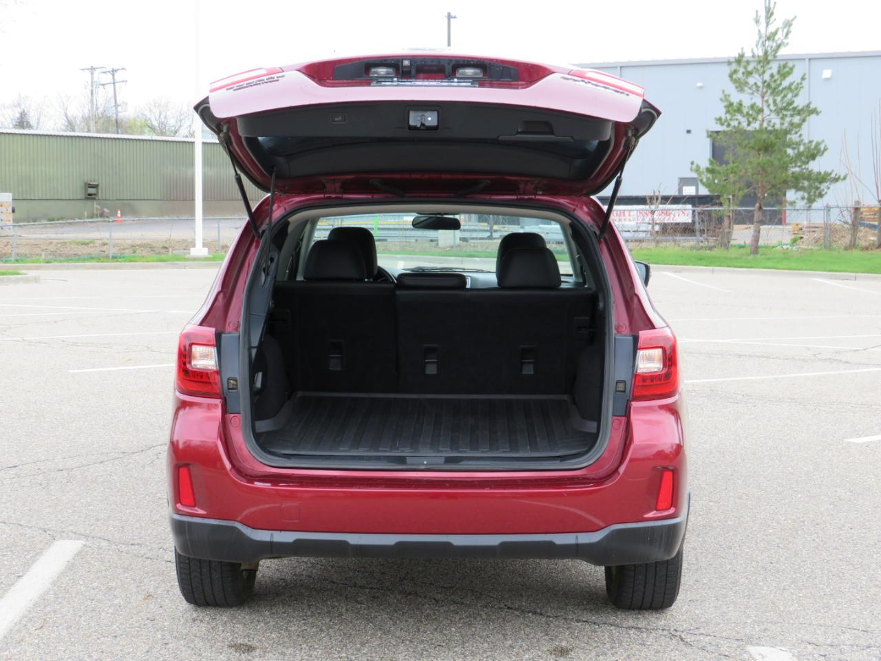 Subaru Outback 2.5i Limited 2015
