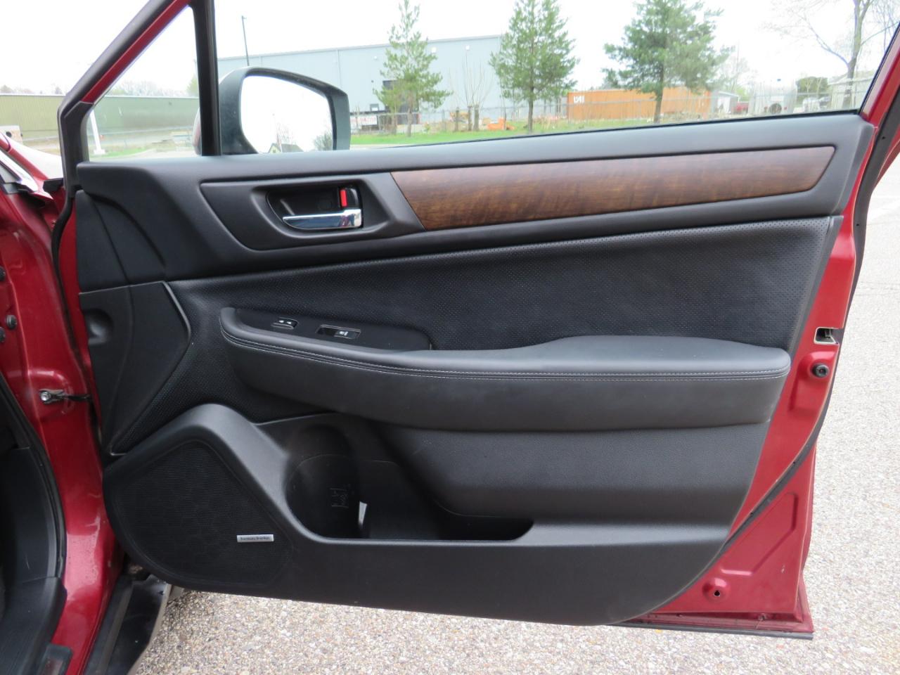 Subaru Outback 2.5i Limited 2015