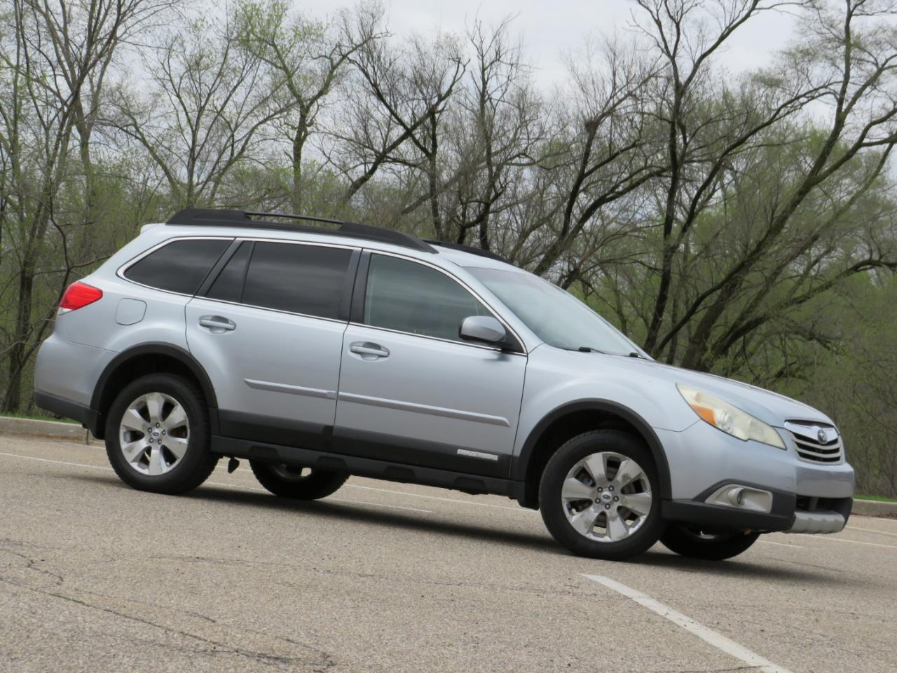Subaru Outback 3.6R Limited 2012