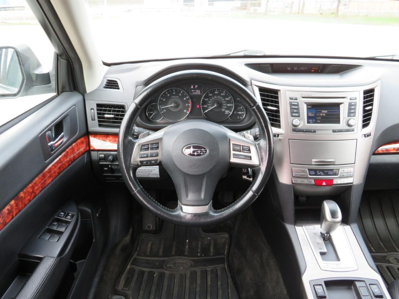 Subaru Outback 3.6R Limited 2012