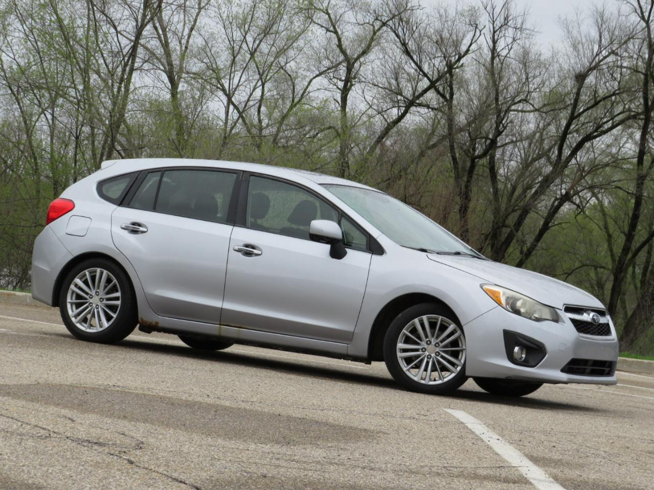 Subaru Impreza Premium Plus 5-Door+S/R 2012