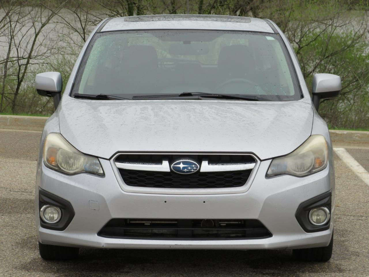 Subaru Impreza Premium Plus 5-Door+S/R 2012