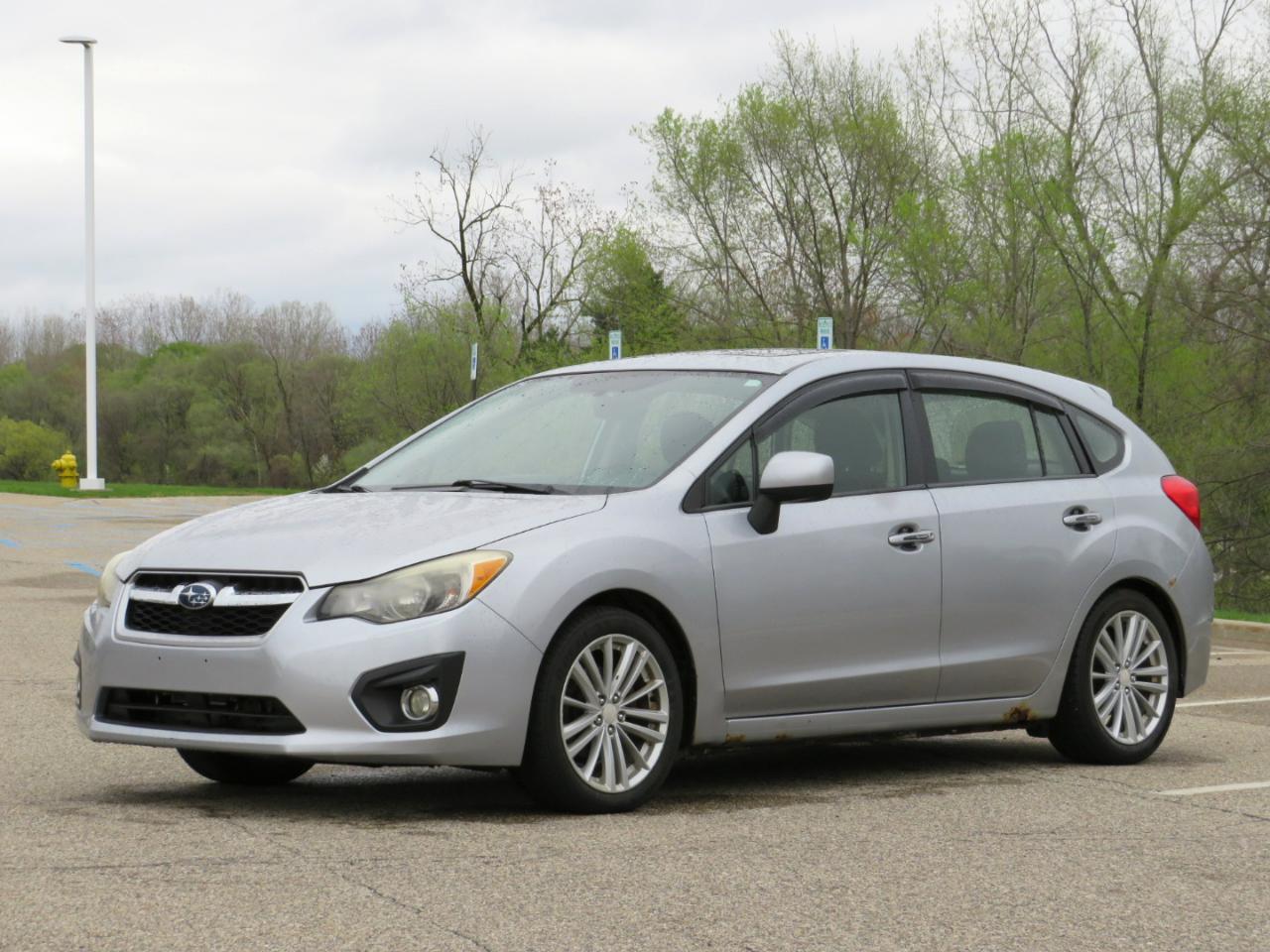 Subaru Impreza Premium Plus 5-Door+S/R 2012