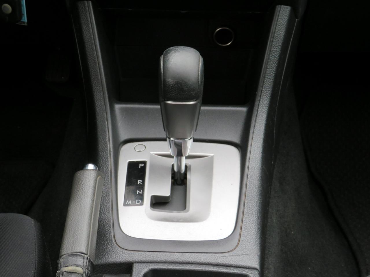 Subaru Impreza Premium Plus 5-Door+S/R 2012