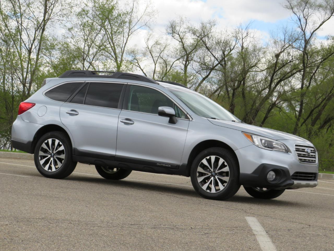 Subaru Outback 2.5i Limited 2015
