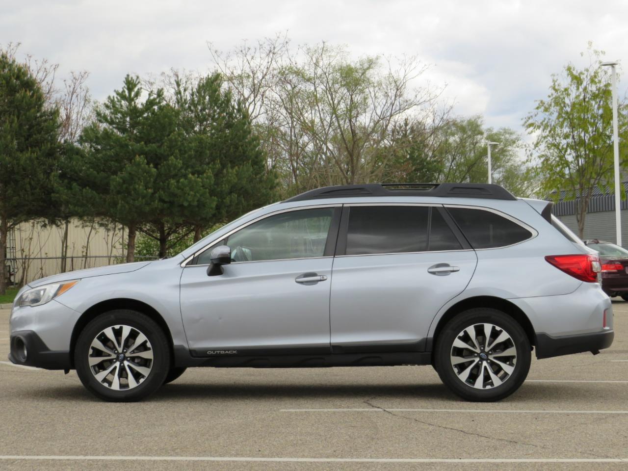 Subaru Outback 2.5i Limited 2015