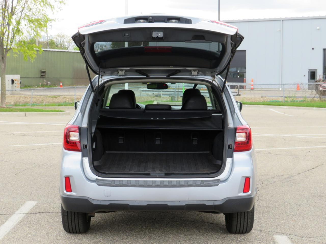 Subaru Outback 2.5i Limited 2015